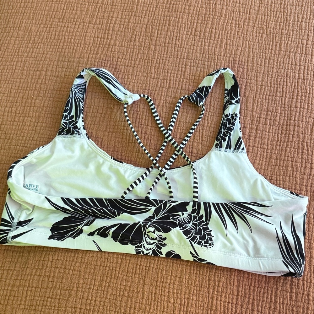 Carve Designs Black and White Palm-Print with Strappy Back - Picture 2 of 2